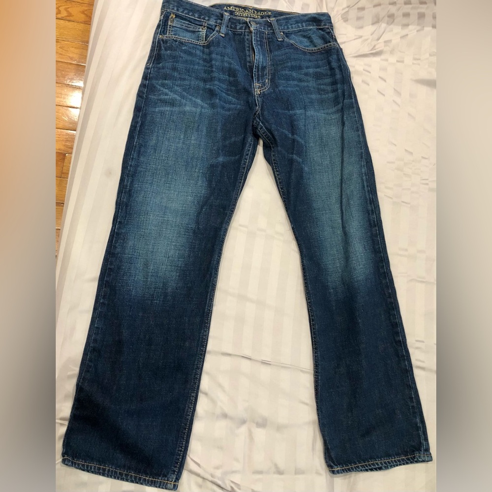 American Eagle Dark Blue Relaxed Straight jeans size 34x32